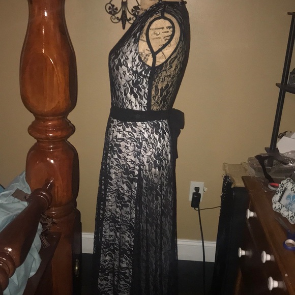 NWOT beautiful black all lace dress - Picture 4 of 8
